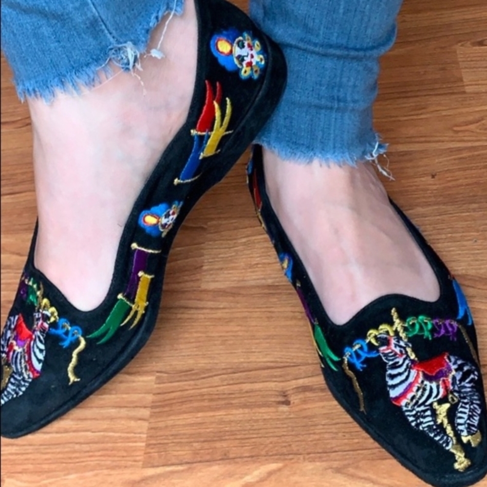 J.Renee Black Multicolor Embroidered Loafers